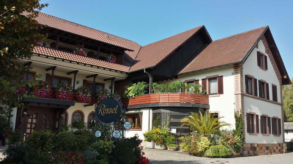 Scherzheim Gasthaus Zum Roessel Lichtenau מראה חיצוני תמונה